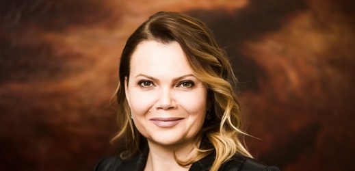 Karolína Topolová.