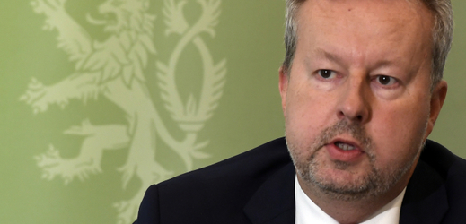 Čínská reakce na varování před Huawei se dala čekat, míní Brabec