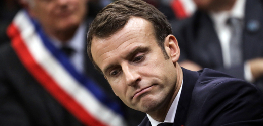 Zvládne prezident Emmanuel Macron vyřešit napjatou situaci v zemi?