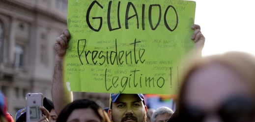 Mnoho občanů Venezuely neuznává prezidentské volby za legitimní.