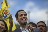 Spojené státy uznávají opozičního lídra Juana Guaidóa dočasným prezidentem Venezuely.