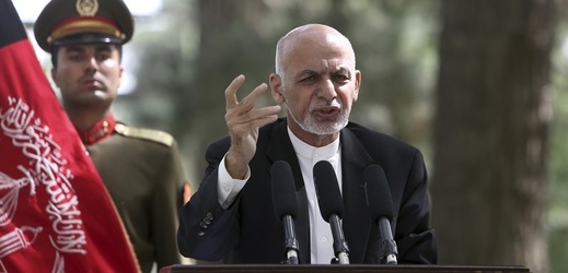 Ašraf Ghaní vyzval k dialogu mezi Afghánistánem a Tálibánem.