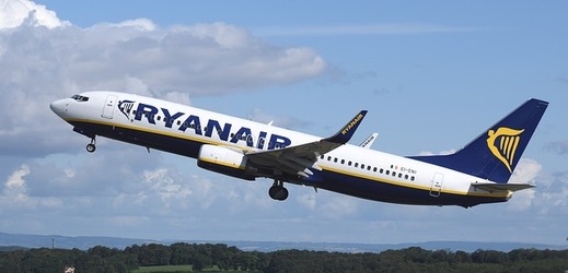 Letadlo společnosti Ryanair (ilustrační foto).