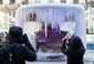 V Bryant Parku v New Yorku je atrakcí zamrzlá fontána. (FOTO: ZUMA/Wang Ying, New York)