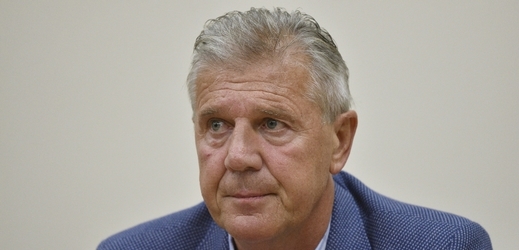 Jozef Chovanec je od podzimu novým předsedou rozhodčích. Za jeho působení několik osob skončilo.