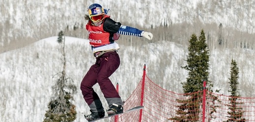 Snowboardcrossařka Eva Samková skončila třetí v závodu Světového poháru v německém Feldbergu. 