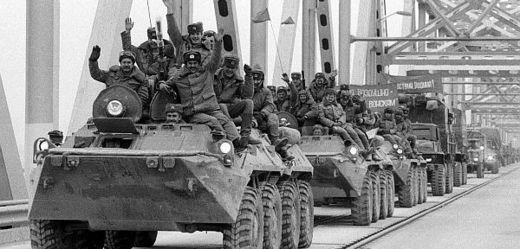 Sovětská armáda v roce 1989 opustila Afghánistán.