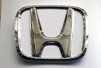 Logo automobilky Honda.