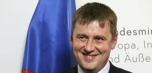 Neúspěch na sjezdu by Tomáš Petříček vnímal jako signál, že jeho politika nemá ve straně podporu.