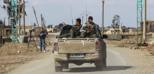 Vojáci arabsko-kurdské koalice (SDF).