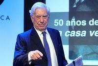 Peruánský spisovatel Mario Vargas Llosa zavítá podle organizátorů poprvé do Česka.