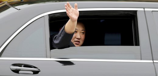 Kim Čong-un přijíždí na schůzku, která se uskuteční ve vietnamské metropoli.
