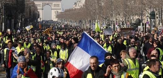 Protesty žlutých vest v Paříži.