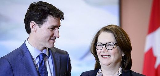 Kanadský premiér Justin Trudeau a exministryně Jane Philipottová.