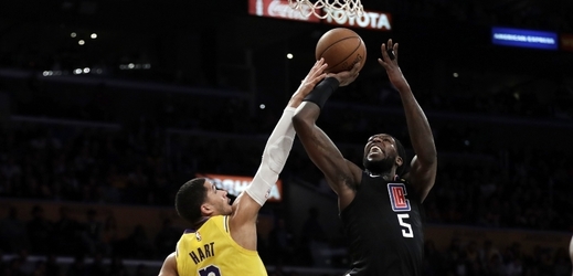Clippers vyhráli bitvu o dvanáct bodů před Lakers.