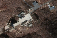 Satelitní snímek severokorejské raketové základny.