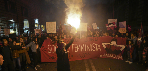 Demonstrace za ženská práva v Římě (ilustrační fotografie). 