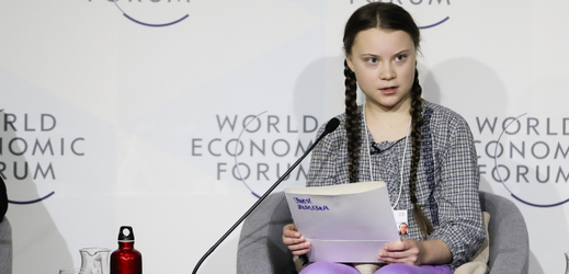 Greta Thunbergová během Světového ekonomického fóra v Davosu.