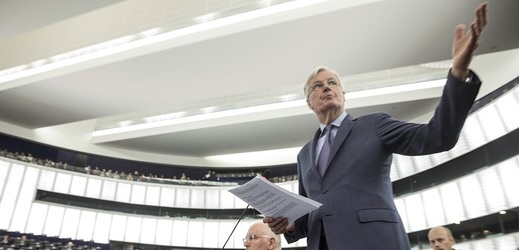 Evropský vyjednavač pro brexit Michel Barnier v parlamentu unie.