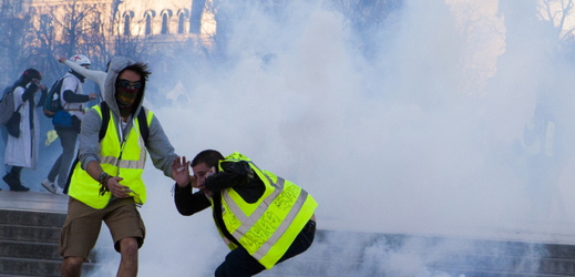 Protesty žlutých vest v Paříži. 