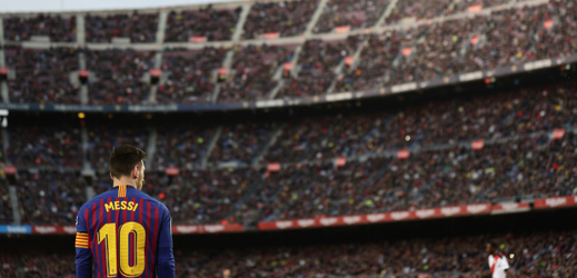 Lionel Messi při zápasu Barcelony v Camp Nou. 