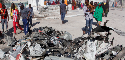 Po útoku islámských radikálů v Mogadišu zůstalo 15 mrtvých.
