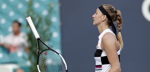Světová dvojka Petra Kvitová postoupila do osmifinále tenisového turnaje v Miami.