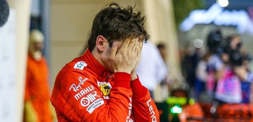 S tím jsme se nesetkali, nechápali ve Ferrari důvod zkratu Leclerca.