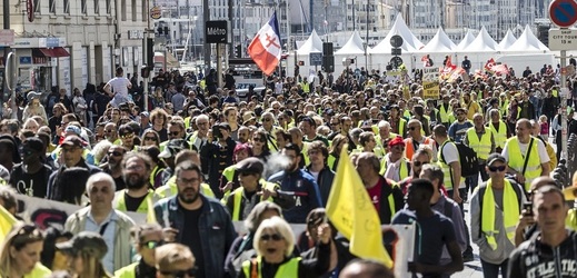 Sobota je ve Francii opět ve znamení protestu žlutých vest.