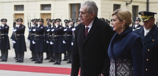 Miloš Zeman jednal s chorvatskou prezidentkou Kolindou Grabarovou Kitarovičovou.