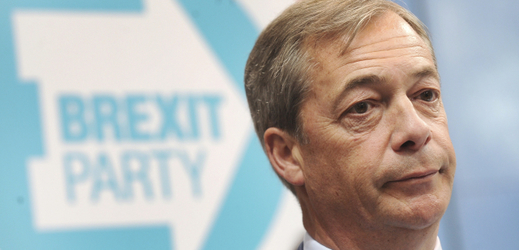 Britský europoslanec Nigel Farage.
