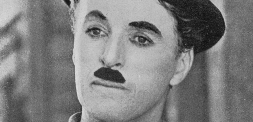 Král komiků Charlie Chaplin.
