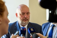 O změnách informoval ministr zemědělství Miroslav Toman (ČSSD).