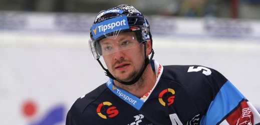 Obránce Ladislav Šmíd hraje první finálovou sérii v životě. 
