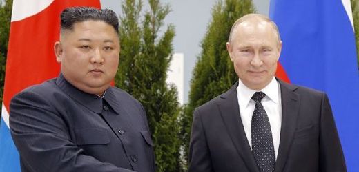 Ruský prezident Vladimir Putin a severokorejský diktátor  Kim Čong-un.