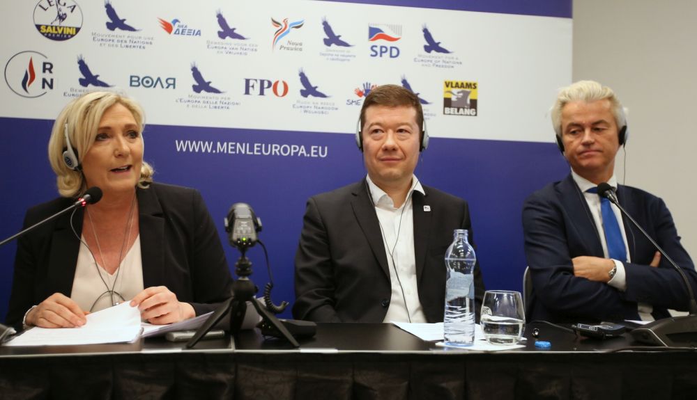 Marine Le Penová, Tomio Okamura a Geert Wilders na záhájení kampaně SPD pro evropské volby.
