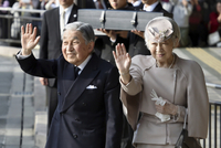 Japonský císař Akihito s manželkou Mičiko.