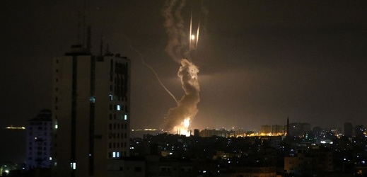 Na Izrael bylo z Pásma Gazy vypáleno přes 200 raket.