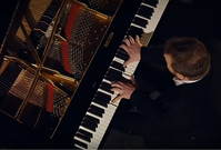 Talentovaný klavírista Lukáš Vondráček.