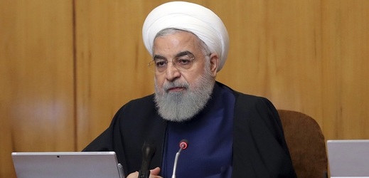 Íránský prezident Hasan Rúhání ve středu oznámil, že jeho země přestane plnit některé závazky dané dohodou v reakci na sankce ze strany USA.