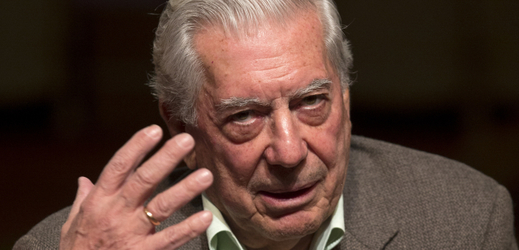 Spisovatel Mario Vargas Llosa.