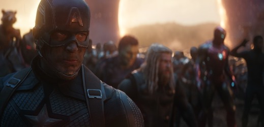 Captain America (Chris Evans) v Avengers: Endgame.