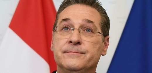 Bývalý rakouský vicekancléř a šéf protiimigračních svobodných (FPÖ) Heinz-Christian Strache.