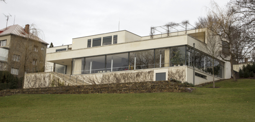 Vila Tugendhat v Brně je ojedinělým funkcionalistickým dílem německého architekta Ludwiga Miese van der Rohe.