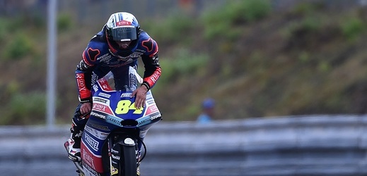 Jakub Kornfeil obsadil v motocyklové Velké ceně Itálie v třídě Moto3 bodovanou čtrnáctou pozici.