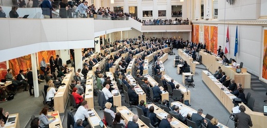 Rakousku začne vládnout nový kabinet.