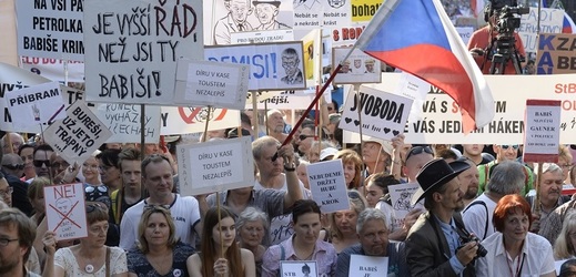 Demonstrace na Václavském náměstí. 