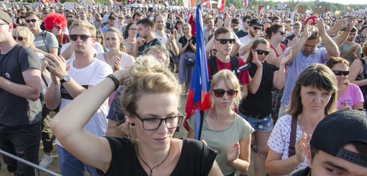 Demonstrace za nezávislost justice a lepší vládu, kterou uspořádala 23. června 2019 v Praze iniciativa Milion chvilek pro demokracii.