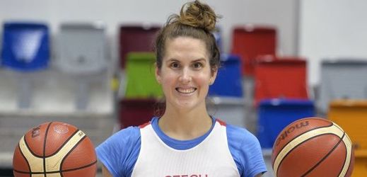 Romana Hejdová na tréninku české basketbalové reprezentace.