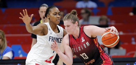 Francouzské basketbalistky jsou počtvrté v řadě ve finále.